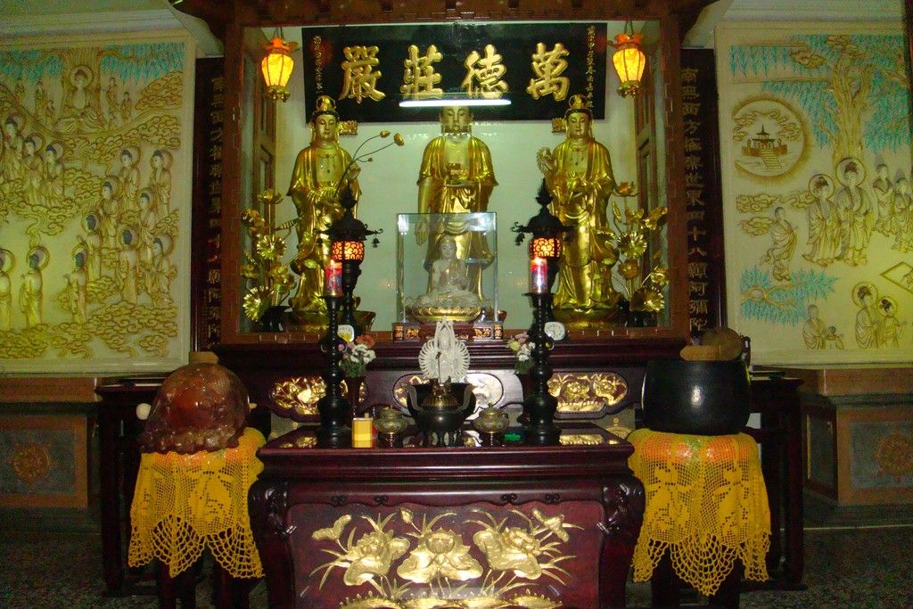 大殿主祀神明1 大殿主祀神明1
