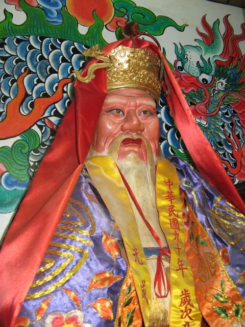 正殿中龕主祀福德正神 (2) 正殿中龕主祀福德正神 (2)