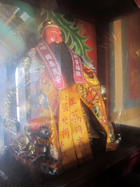 二樓正殿左龕祀:月老仙翁 二樓正殿左龕祀:月老仙翁