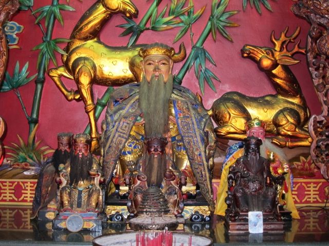 一樓右二龕祀福德正神 一樓右二龕祀福德正神