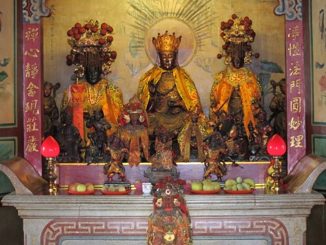 二樓凈禪寺主祀觀世佛祖、天上聖母 二樓凈禪寺主祀觀世佛祖、天上聖母
