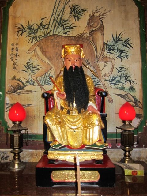 聚聖寶殿左奉祀城隍老爺 聚聖寶殿左奉祀城隍老爺