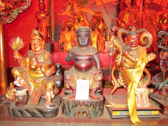 陪祀:五穀先帝、濟公禪師、太子元帥 陪祀:五穀先帝、濟公禪師、太子元帥