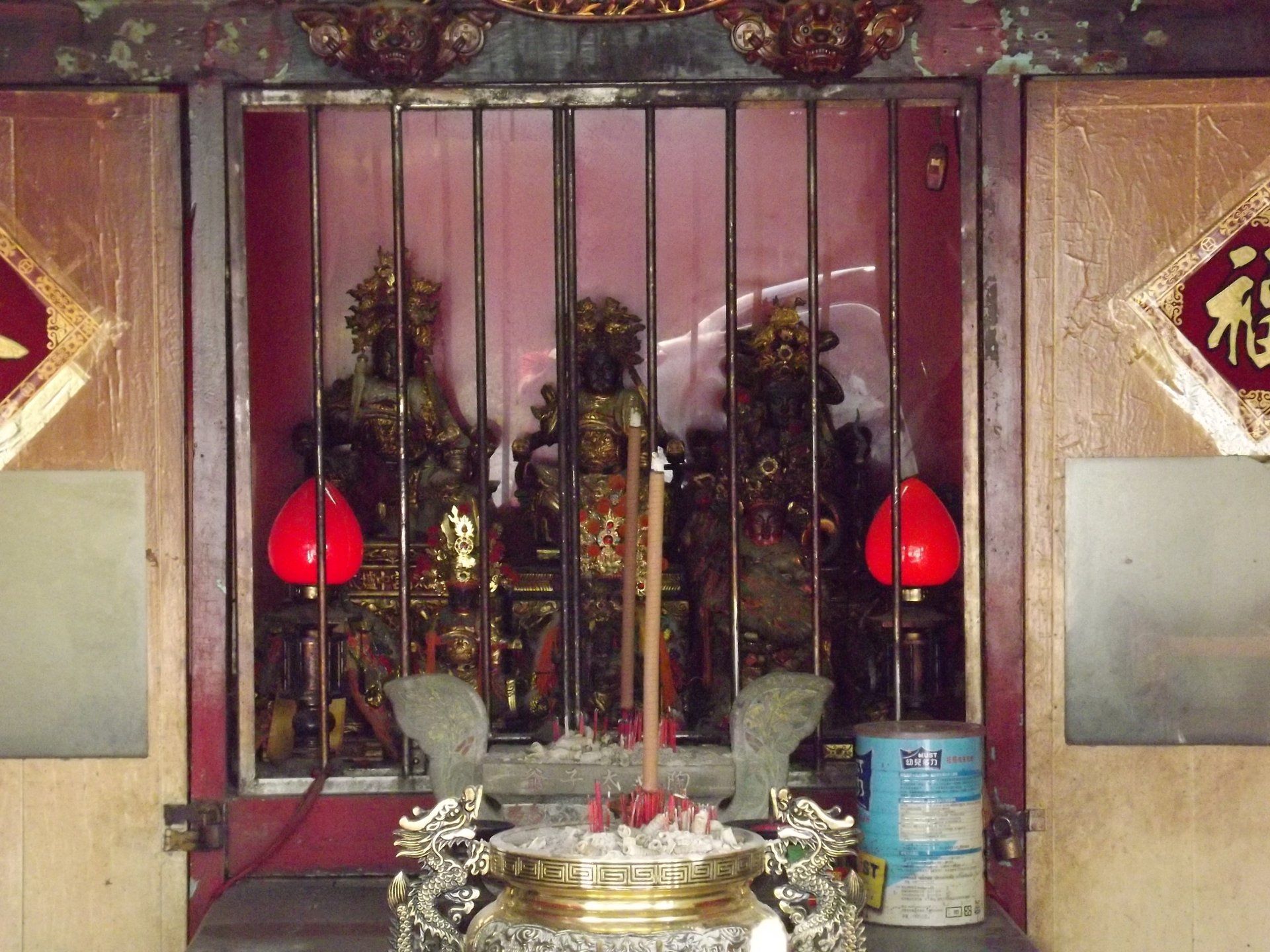 大殿神龕 大殿神龕