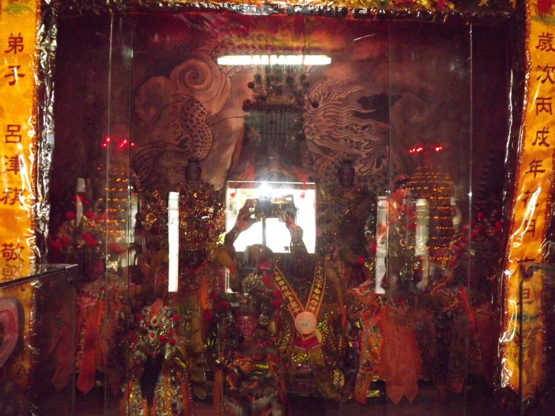 大殿神龕 大殿神龕