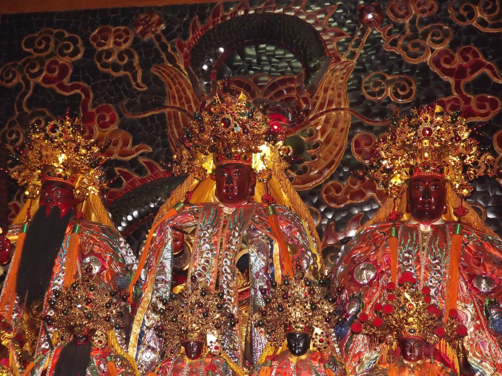 福安宮主祀神明龍府千歲、丁府八千歲、金府千歲 福安宮主祀神明龍府千歲、丁府八千歲、金府千歲