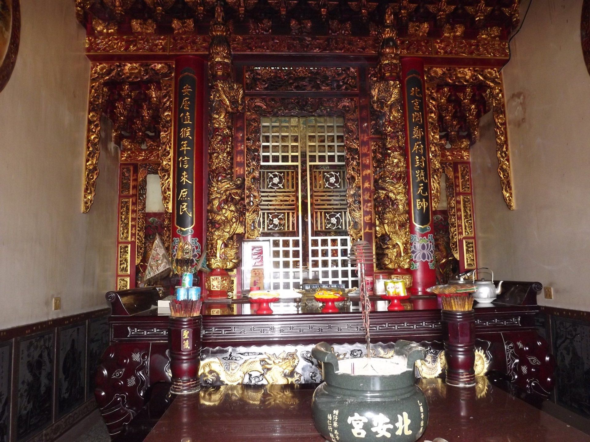 北安宮大殿神龕 北安宮大殿神龕