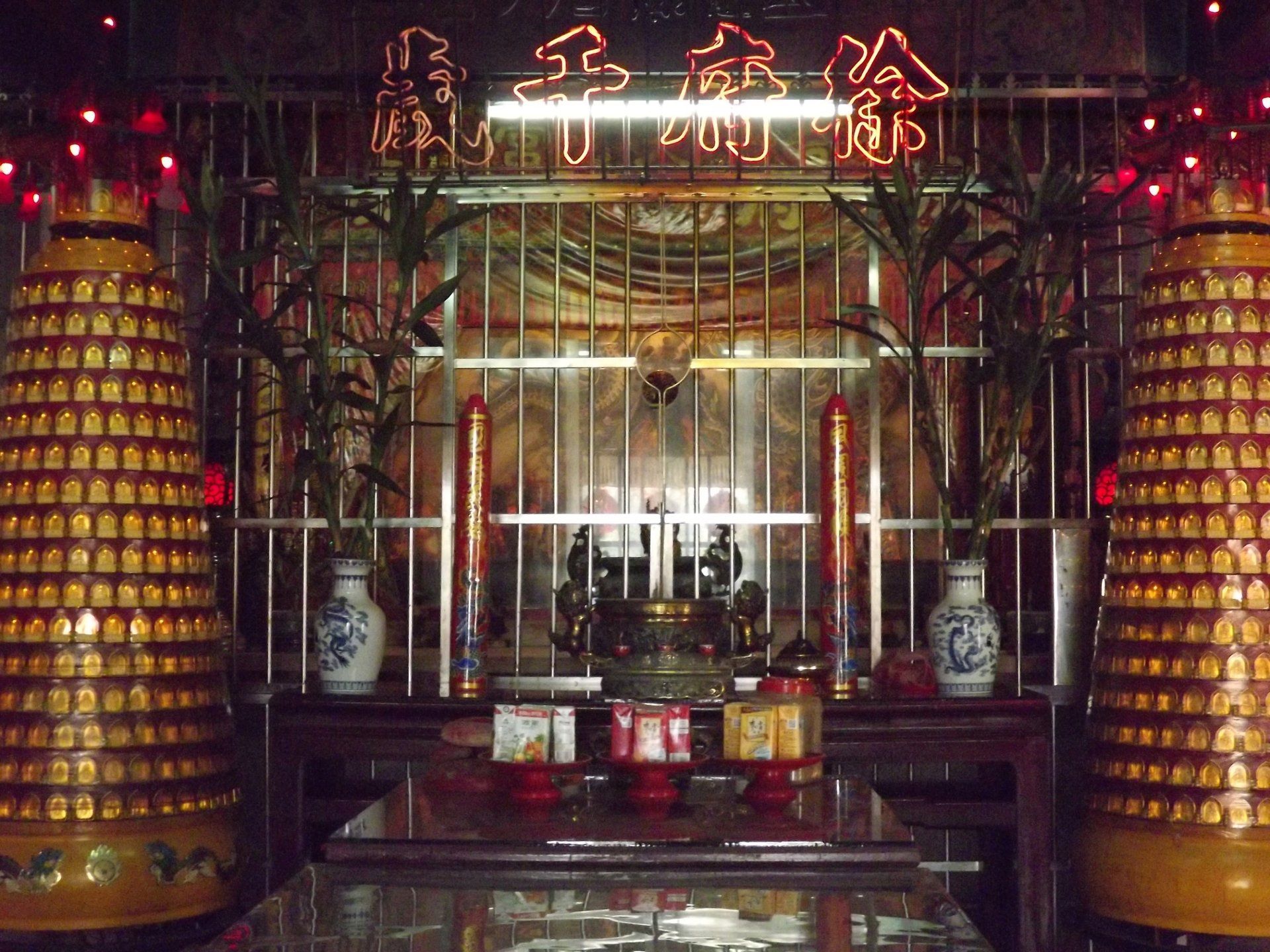大殿神龕 大殿神龕